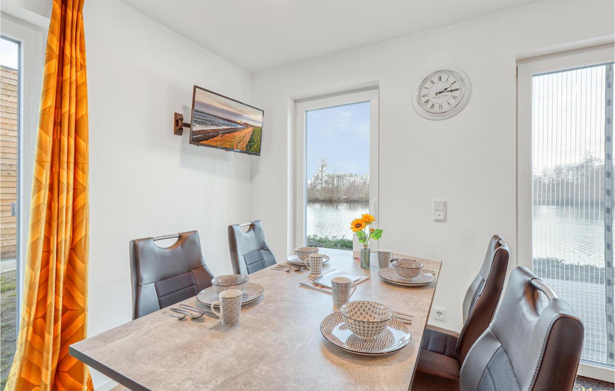 Nice Home In Tossens With Kitchen Zewnętrze zdjęcie